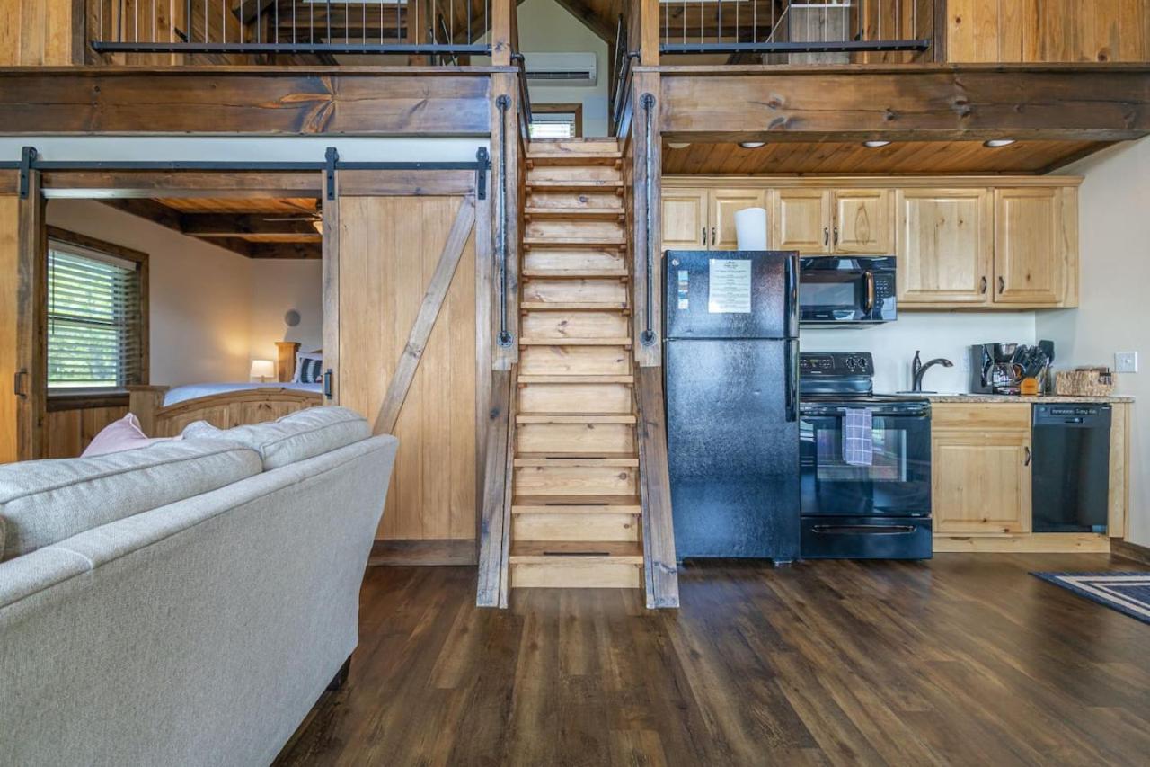 Canyon View Treehouse- Relaxing Getaway In Jasper With An Amazing View Exterior photo